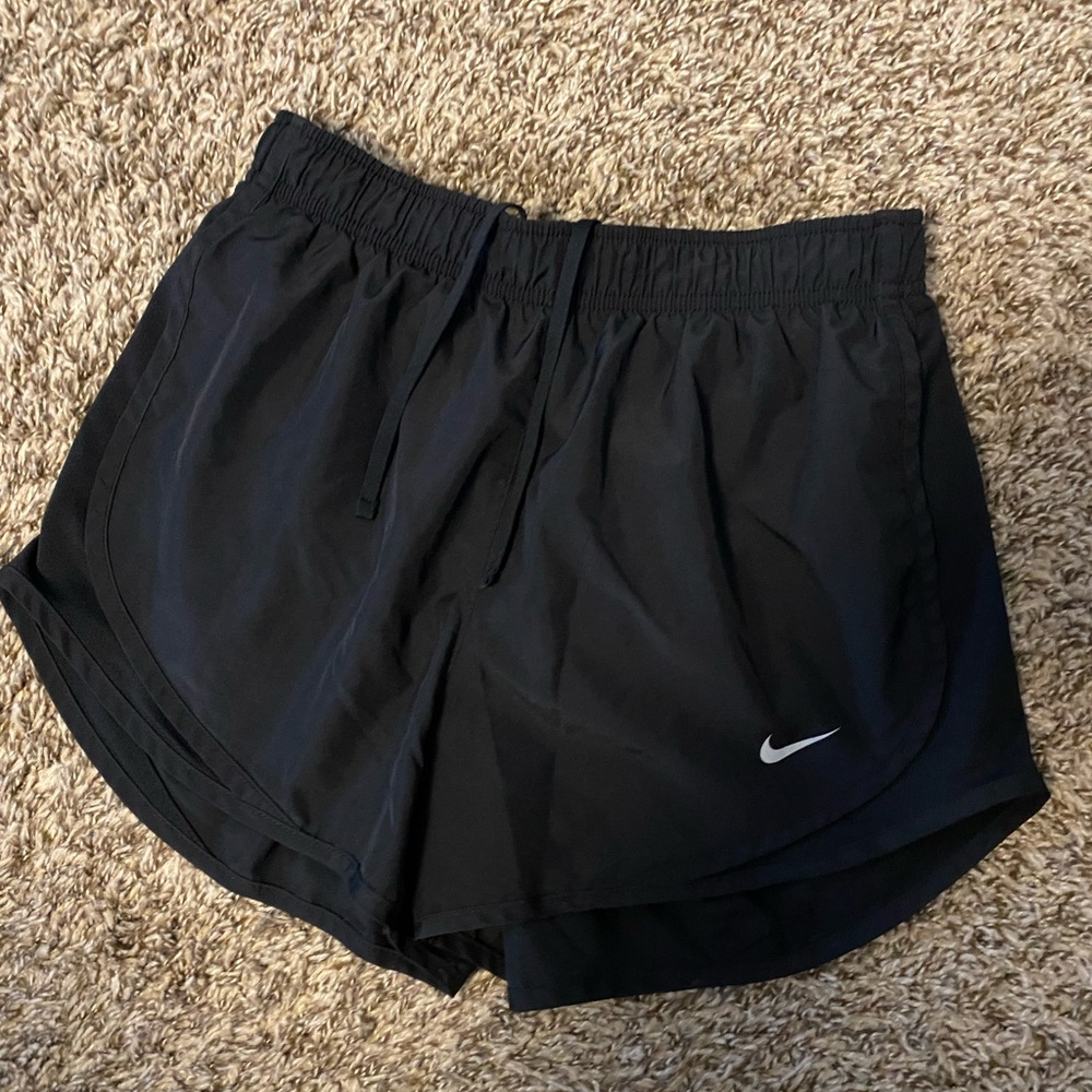 Nike dri-fit women’s shorts. Black. Small. Like new!